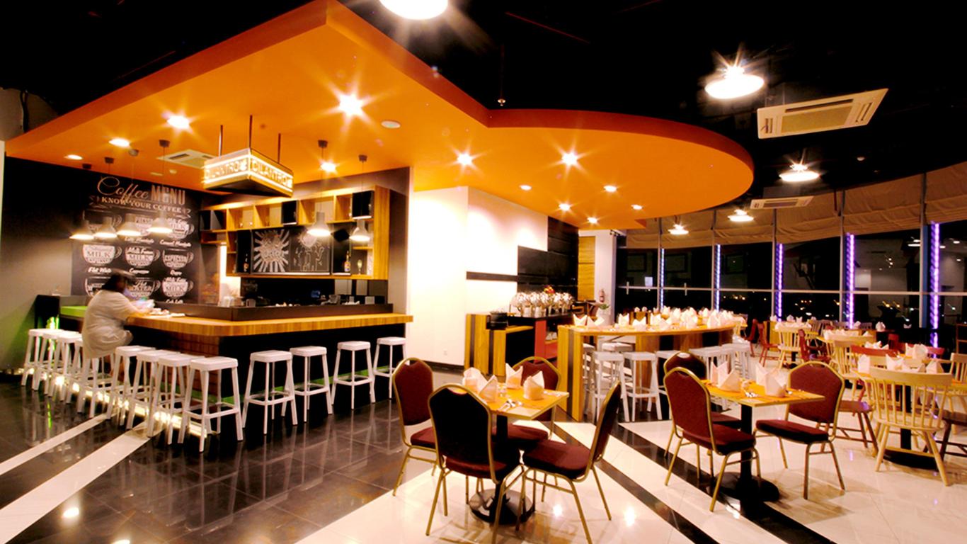 Fox Lite Metro Indah Bandung