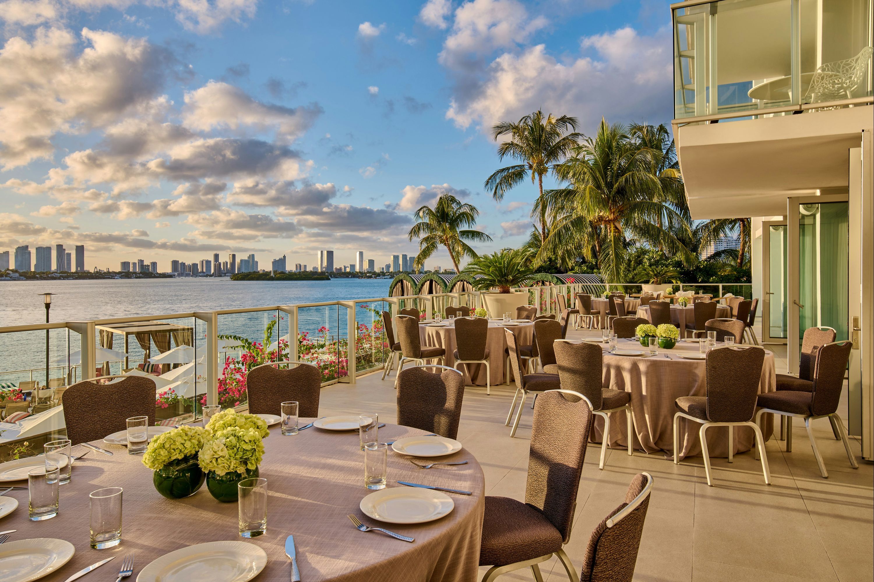 Banquet hall