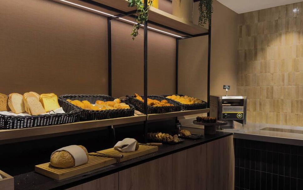 Buffet Photo