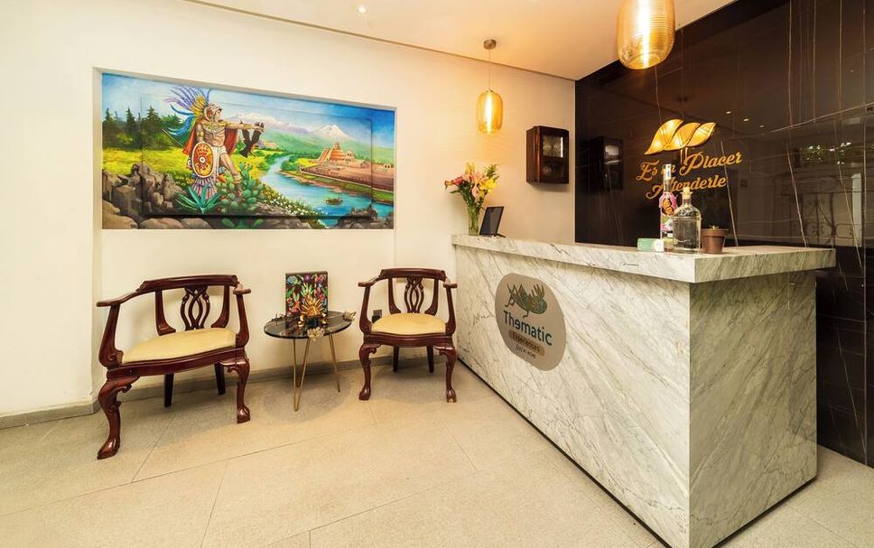 Front desk Photo