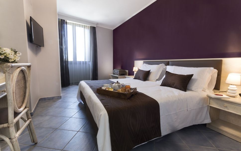 Bedroom Photo