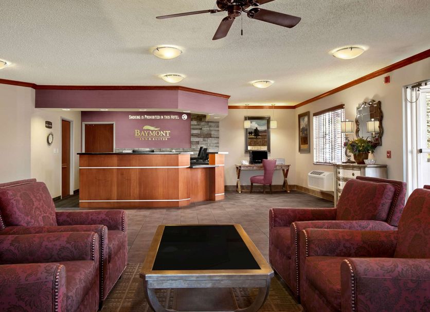 Front desk Photo
