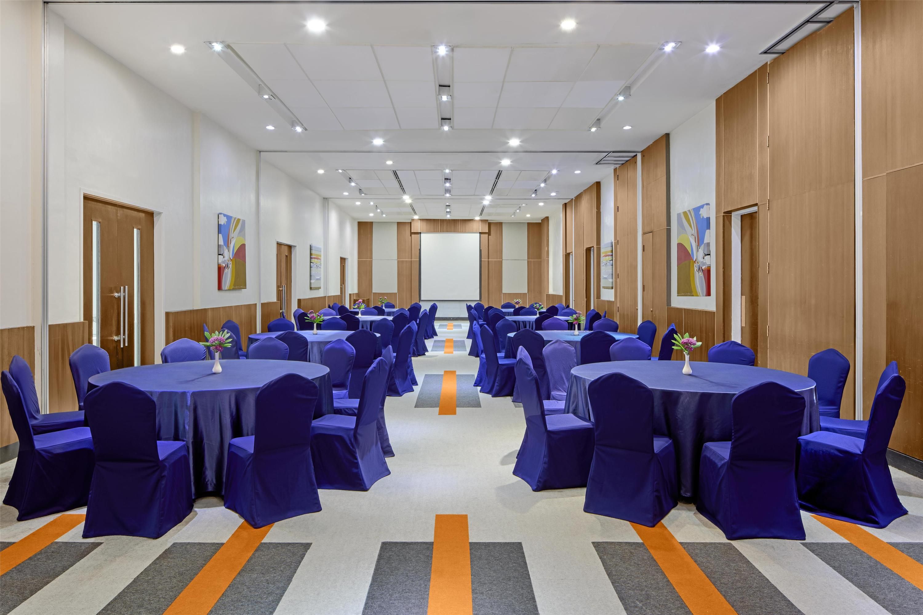 Banquet hall