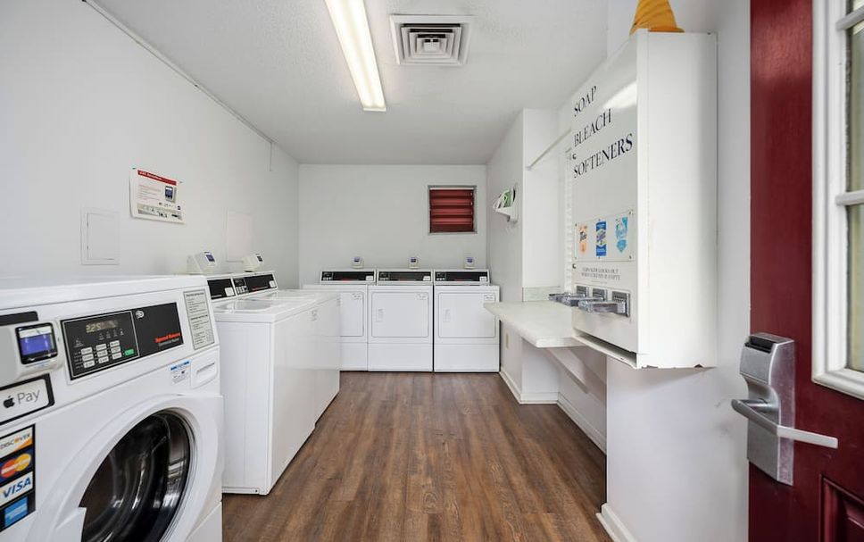 Laundry facility Photo