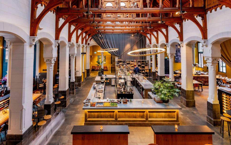 Restaurant Photo
