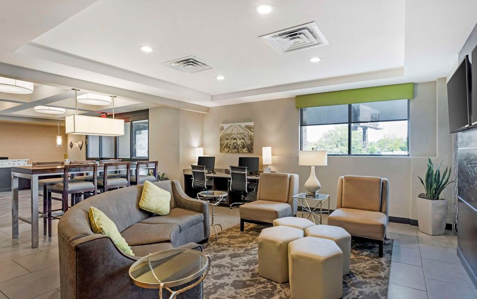 Lounge Photo