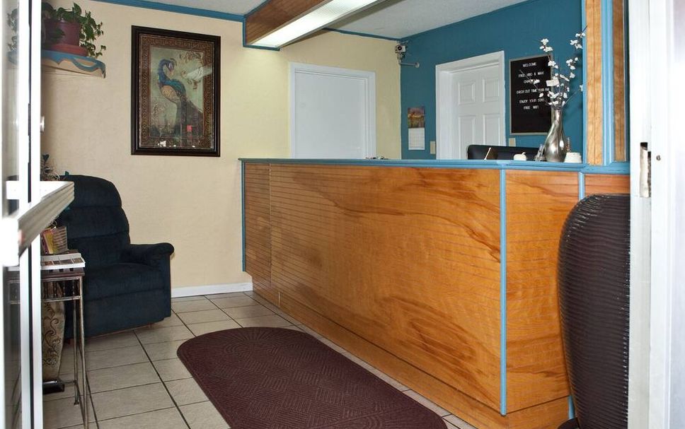 Front desk Photo