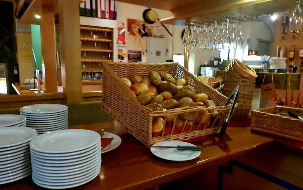 Buffet Photo