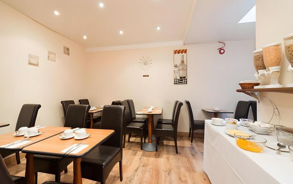 Restaurant Photo