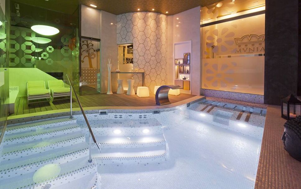 Spa Photo