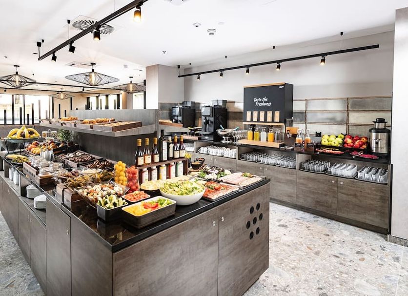 Buffet Photo