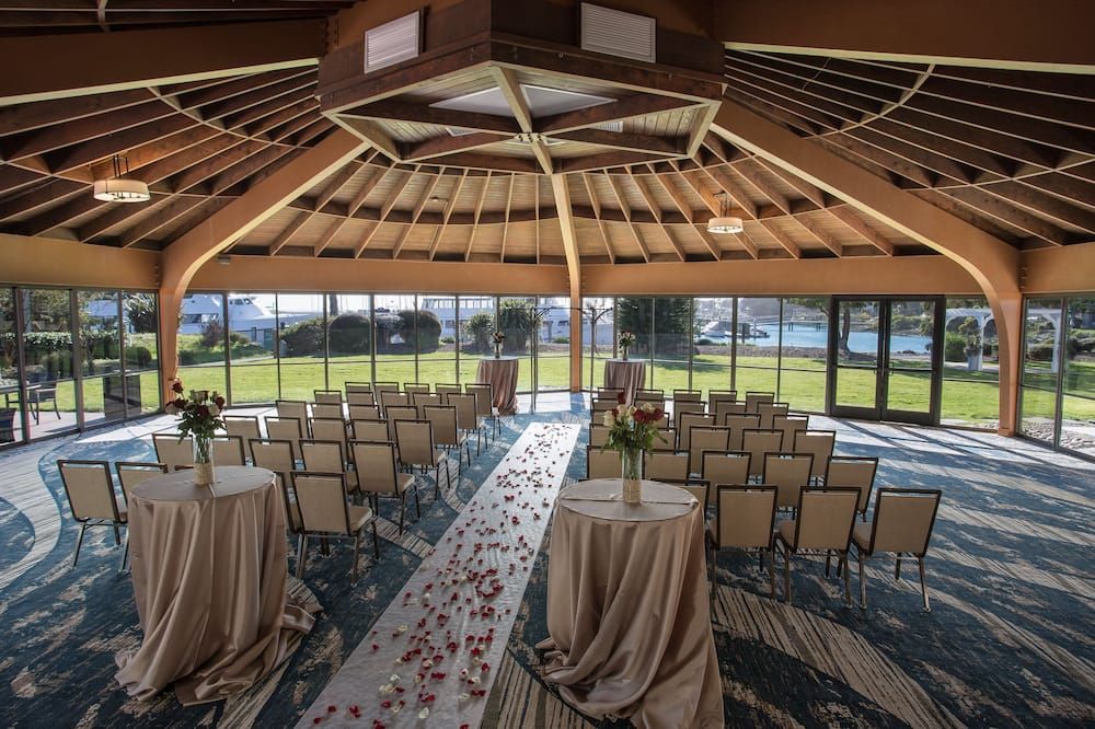 Banquet hall