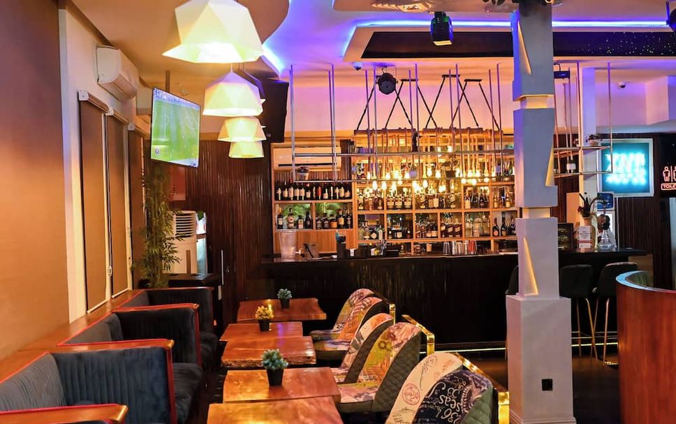Bar Photo
