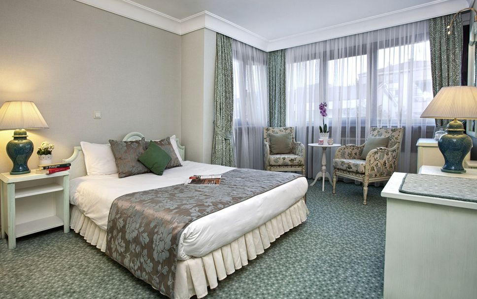 Bedroom Photo