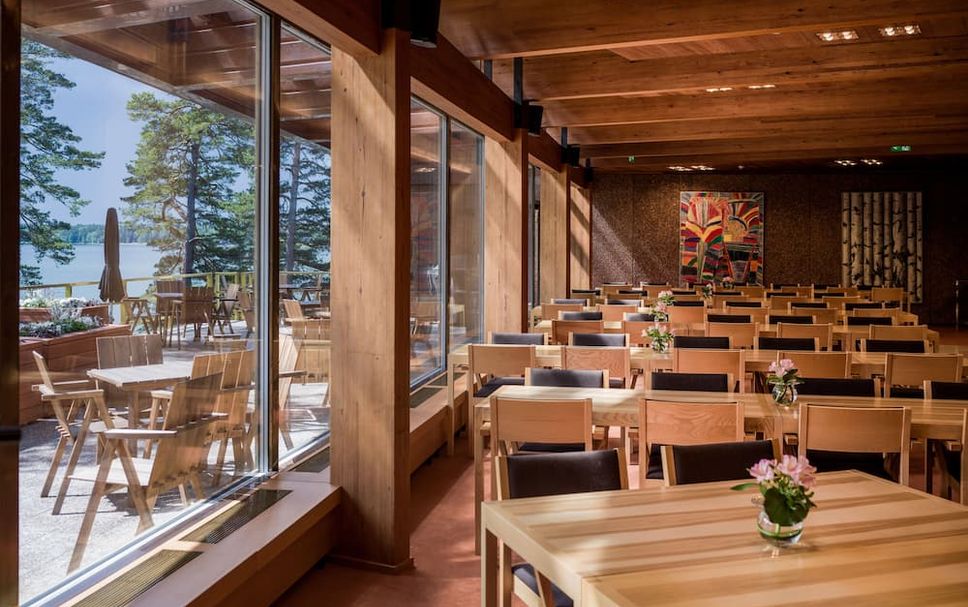 Restaurant Photo