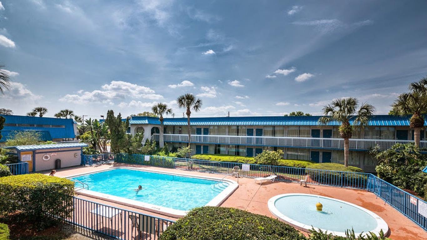 Vista Inn and Suites Tampa