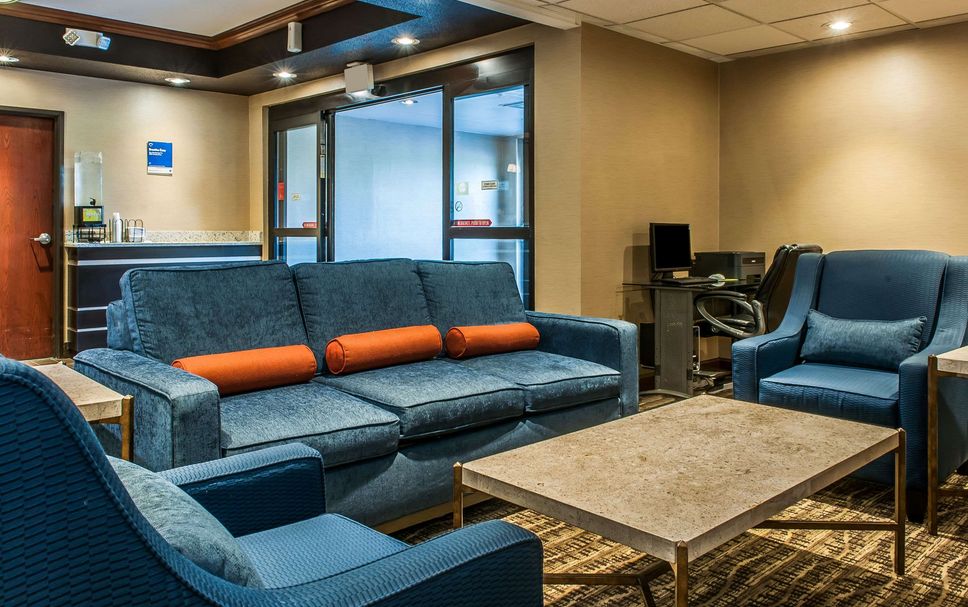 Lounge Photo
