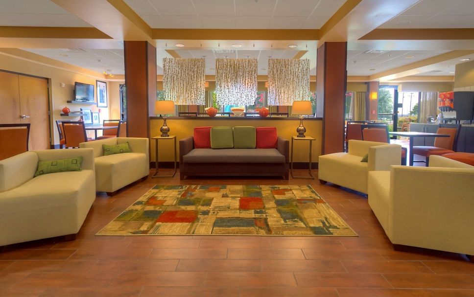 Lounge Photo