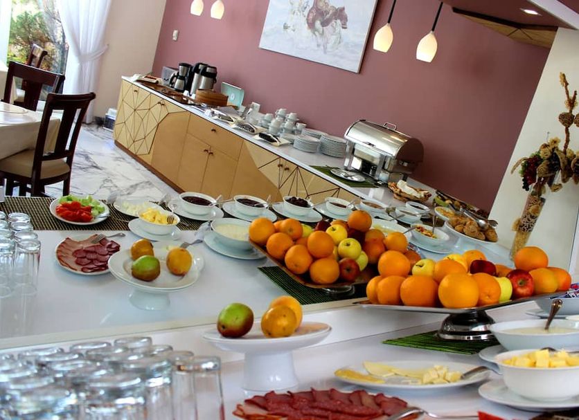 Buffet Photo