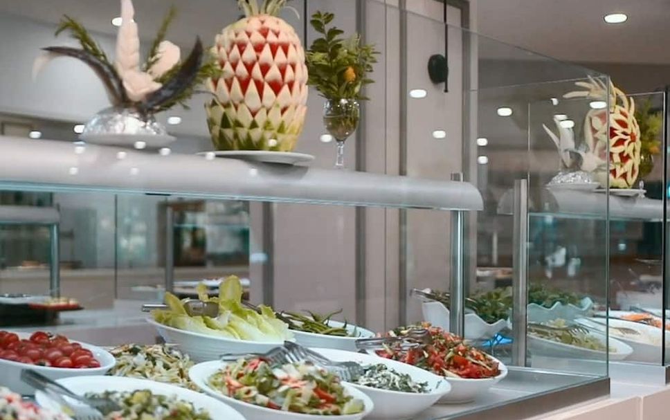 Buffet Photo