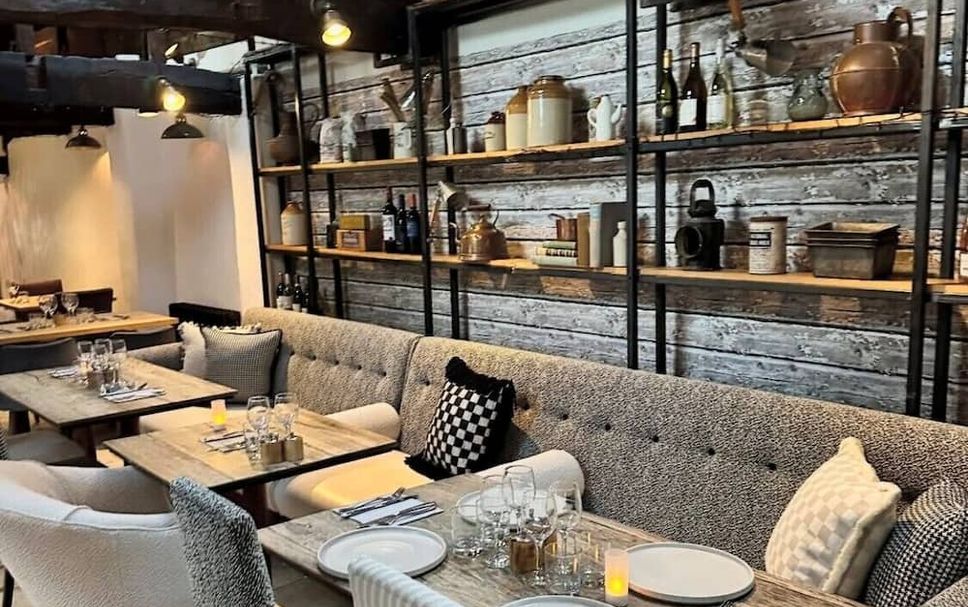 Restaurant Photo