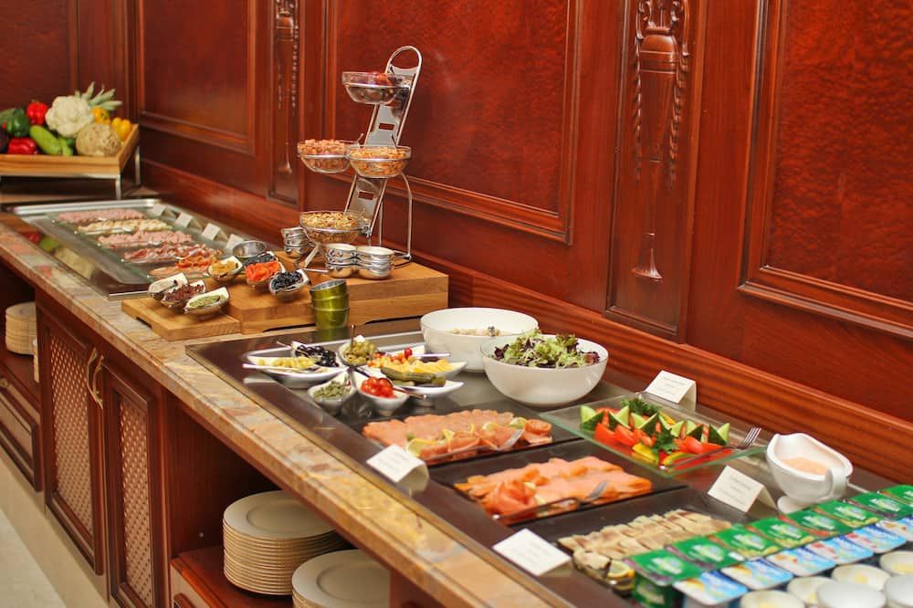 Buffet Photo