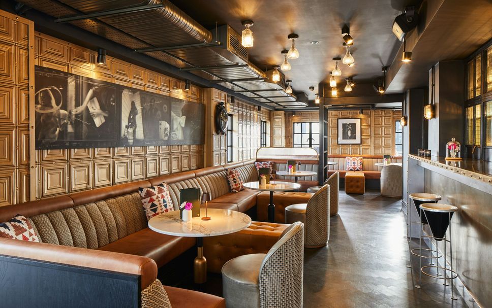 Bar Photo
