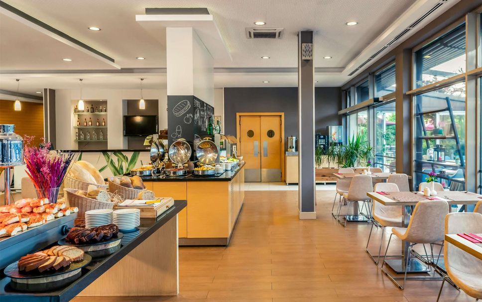 Buffet Photo