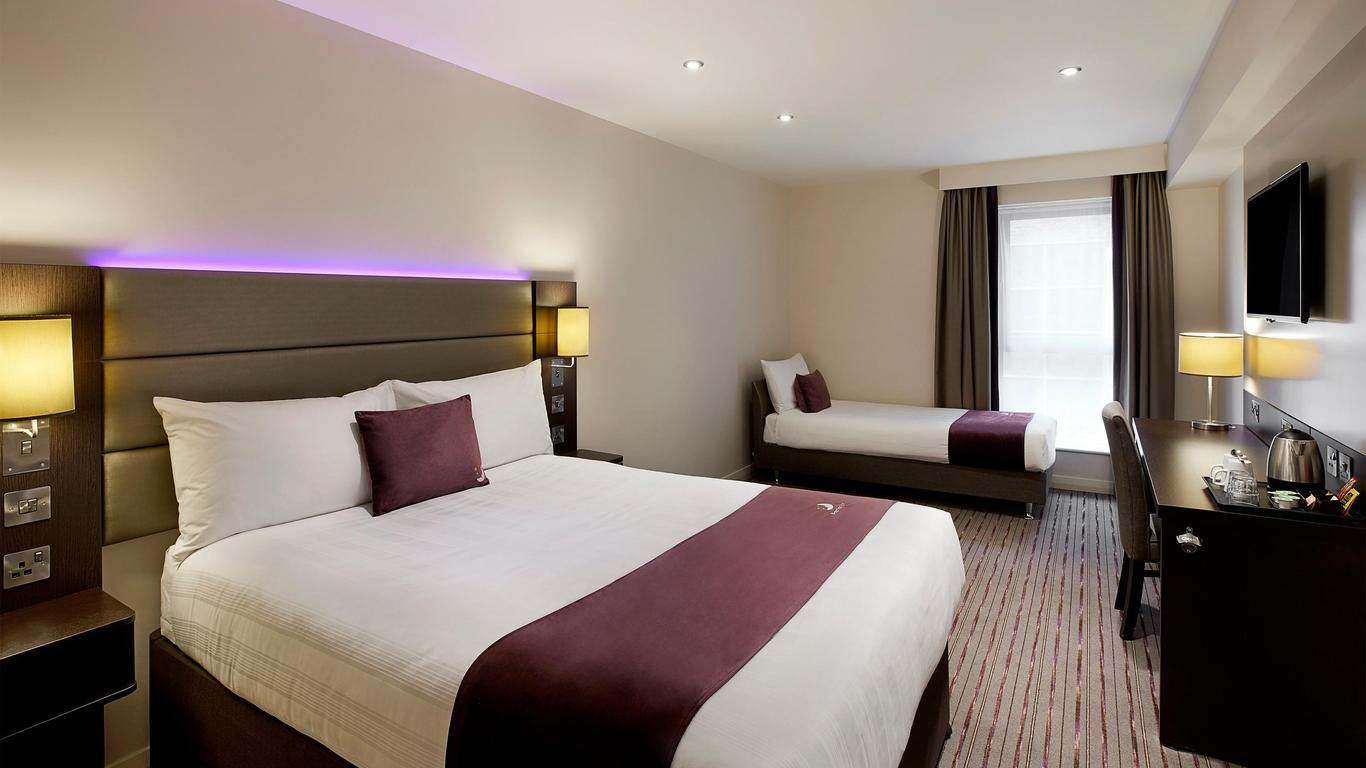 Premier Inn Glasgow (Motherwell)