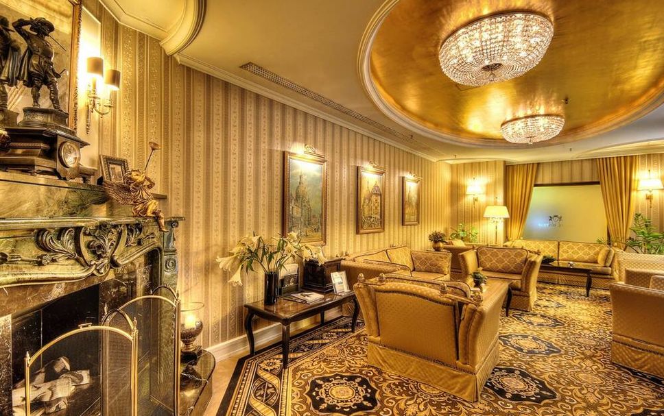 Lounge Photo