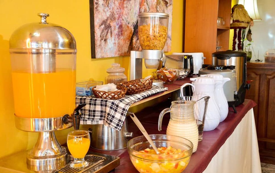 Buffet Photo