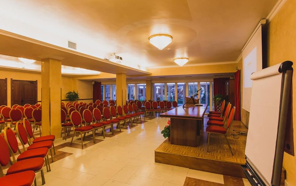 Conference room Photo