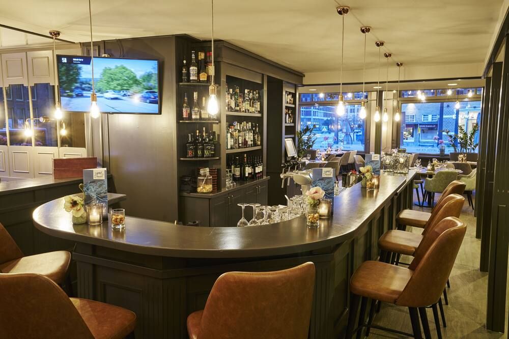 Bar Photo