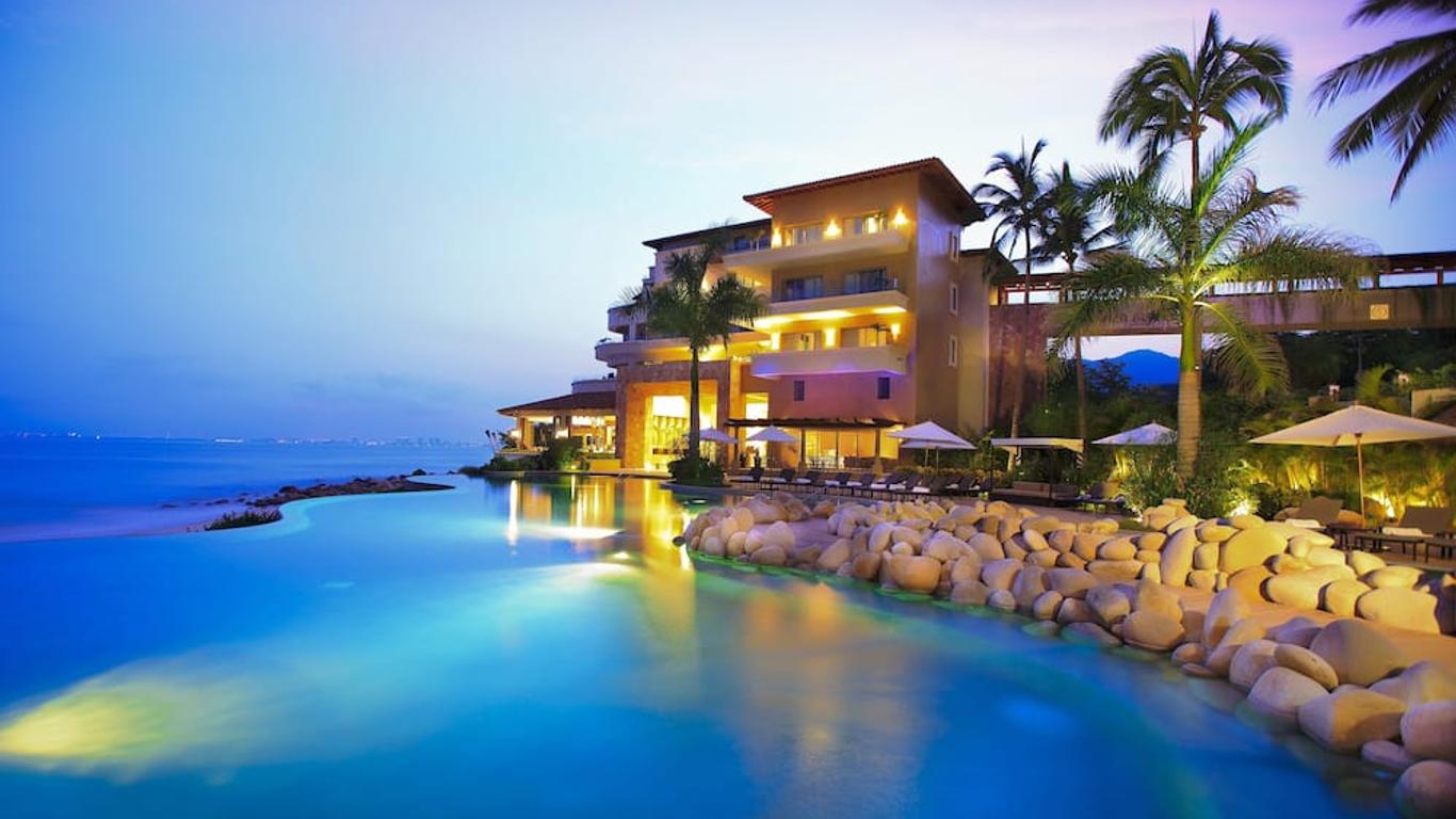 Luxury Residences at Garza Blanca Preserve Resort & Spa