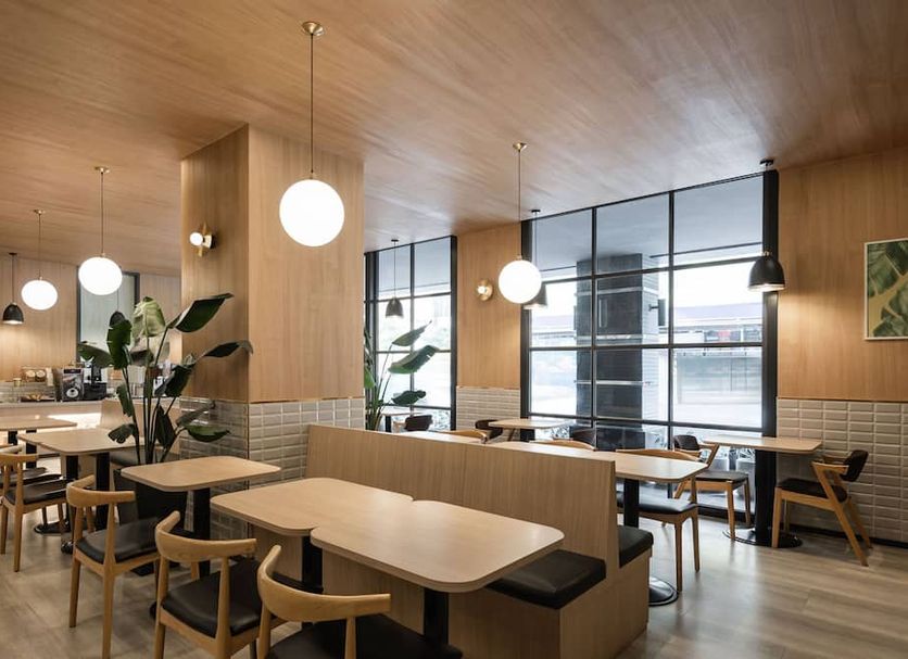 Restaurant Photo