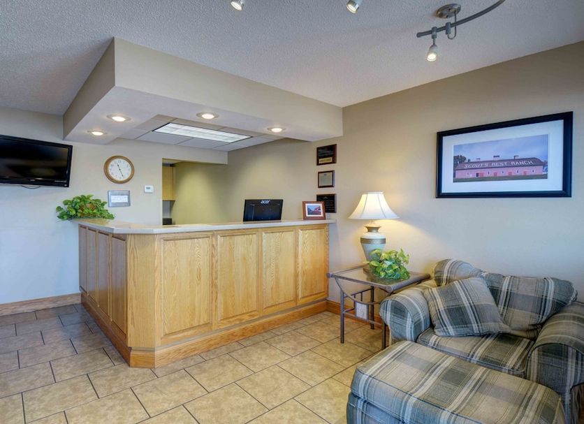 Front desk Photo