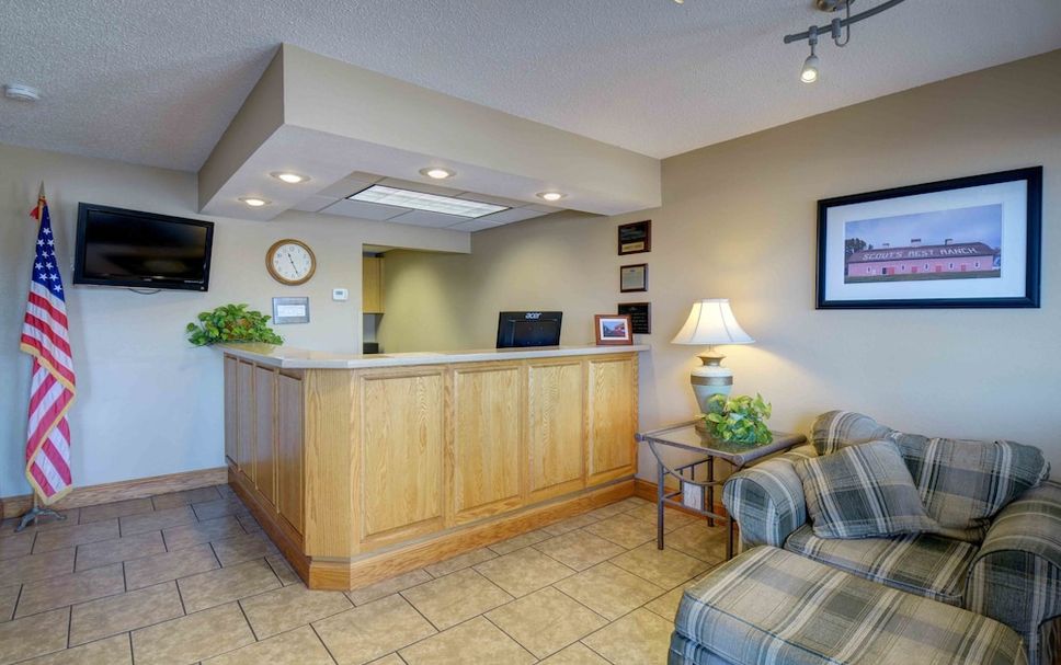 Front desk Photo