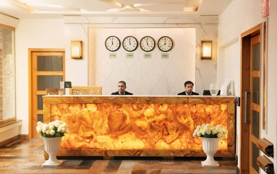 Front desk Photo