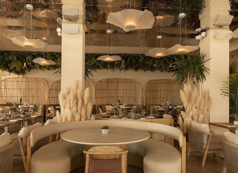 Restaurant Photo