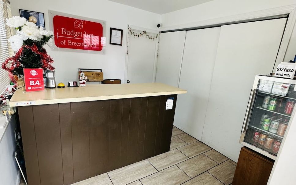 Front desk Photo