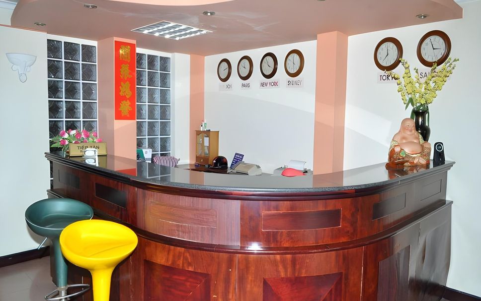 Front desk Photo