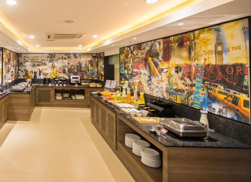 Buffet Photo