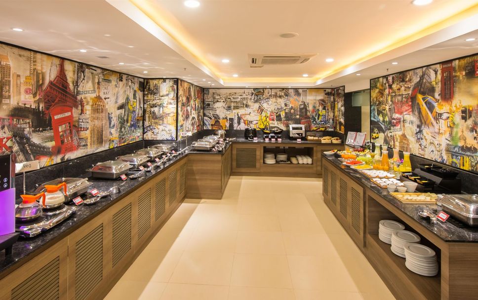 Buffet Photo