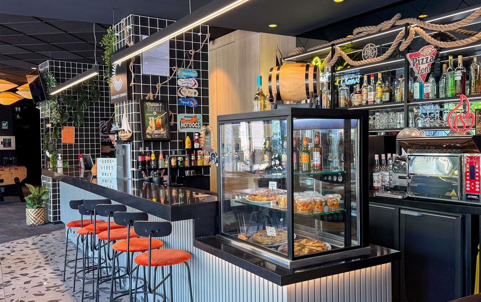 Bar Photo