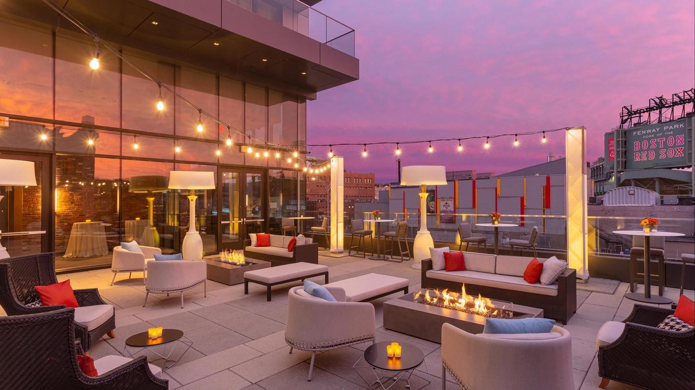 Hotel Commonwealth, Boston