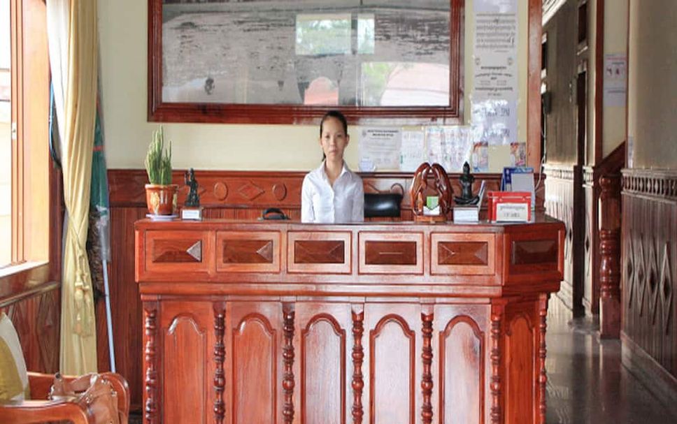 Front desk Photo