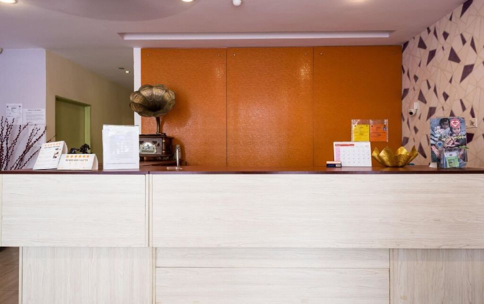 Front desk Photo