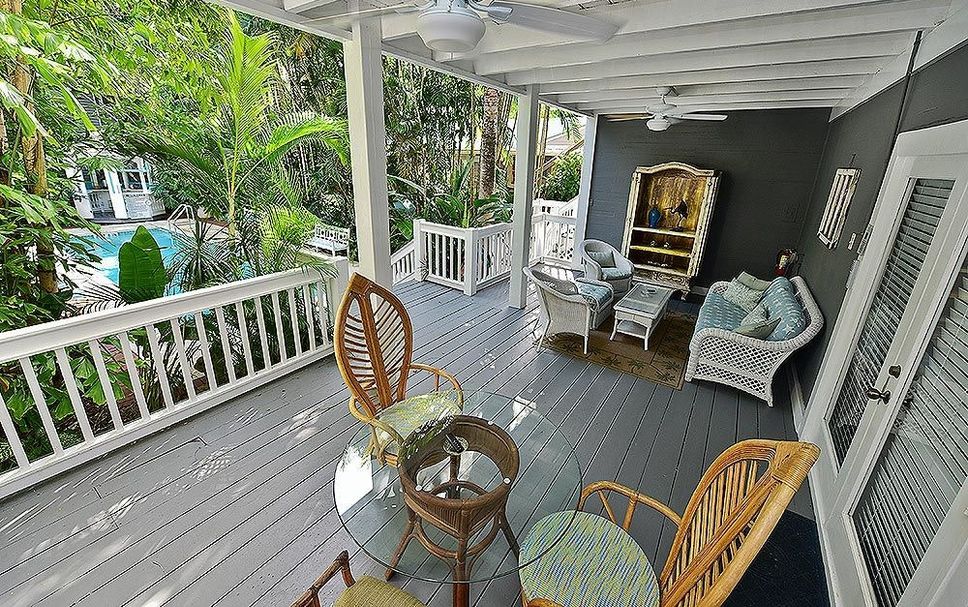 Balcony Photo