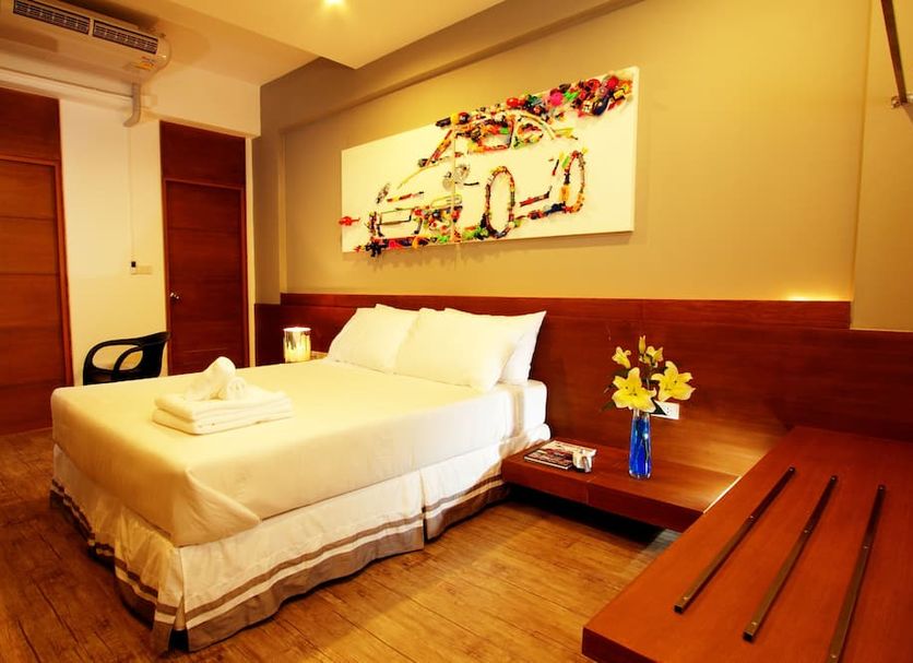 Bedroom Photo