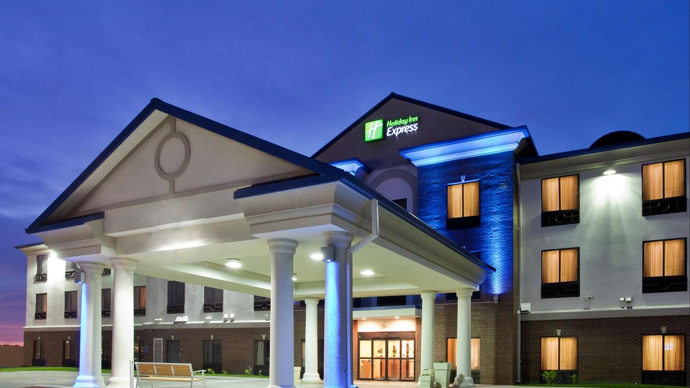 Holiday Inn Express & Suites Mcpherson, An IHG Hotel